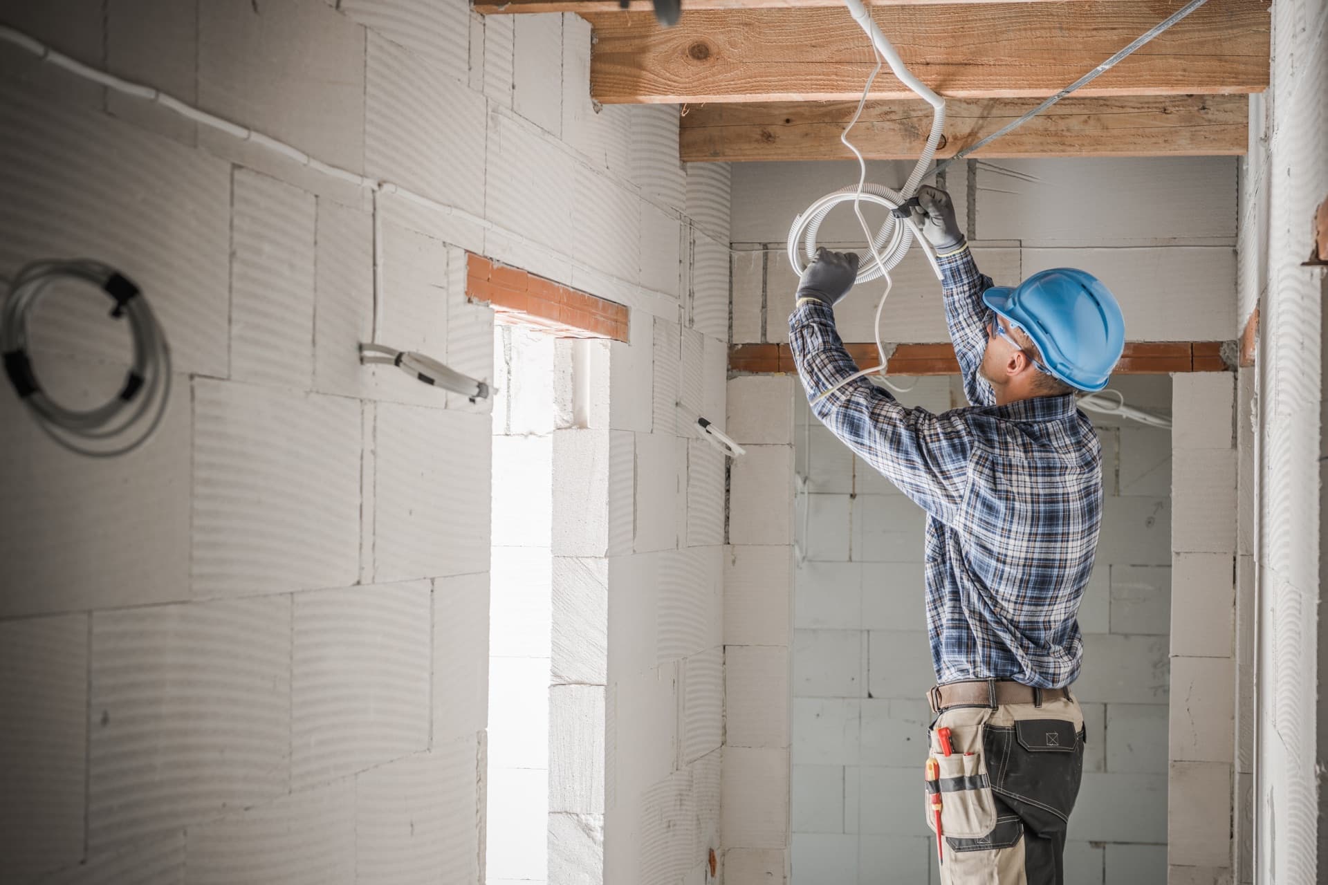 Commercial electrical wiring on a new build out